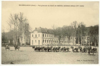Bec-Hellouin (Le). Vue générale du dépôt de remonte, ancienne abbaye (XVe siècle).