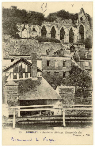 Beaumont-le-Roger. Ancienne Abbaye. Ensemble des Ruines.