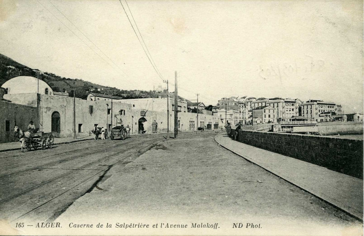 ALGER. Caserne de la Salpêtrière et l'Avenue Malakoff