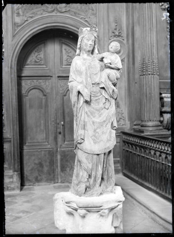 Vierge à l'enfant de l'église de Daubeuf (Eure).