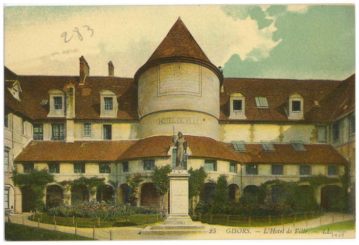 Gisors. L'Hôtel de Ville.
