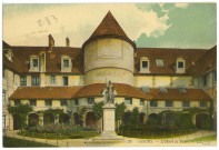 Gisors. L'Hôtel de Ville.