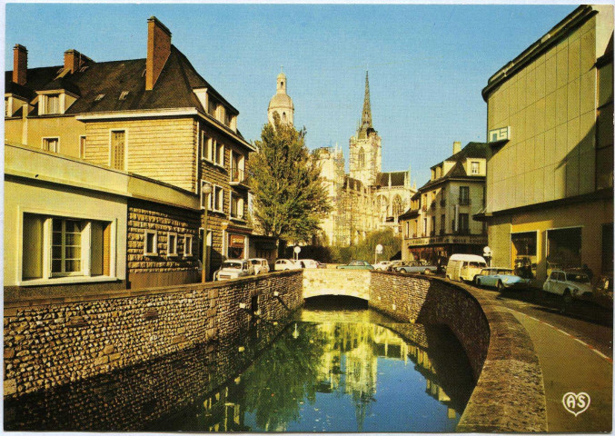Evreux-Ville. Les Bords de L'Iton et la Cathédrale.