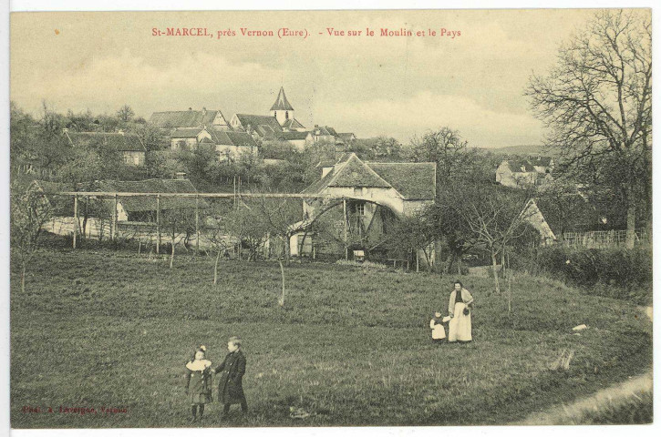 Saint-Marcel. Vue sur le Moulin et le Pays.