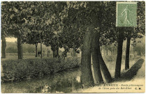 Evreux-Ville. Bords pittoresques de l'Iton près du Bel Ébat.