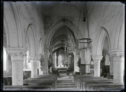 Vue de l'intérieur de l'église de Forêt-la-Folie (Eure).