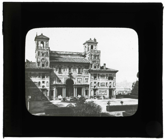 Académie de France de Rome (Italie), côté jardin.