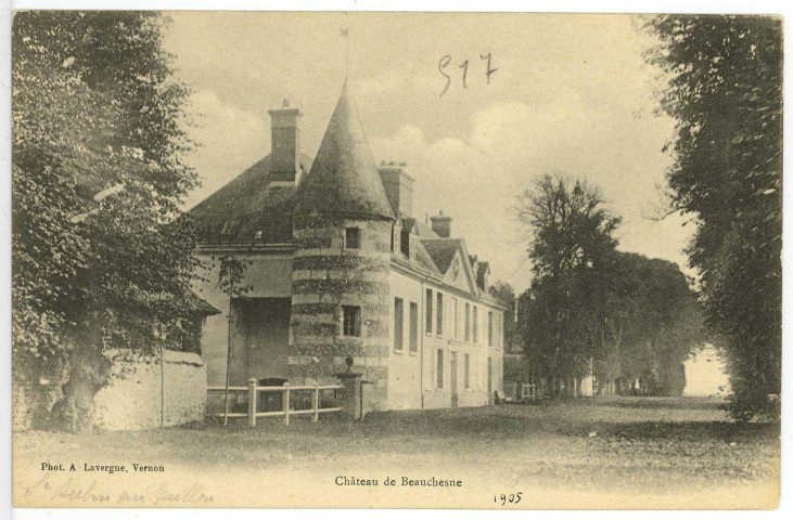 Saint-Aubin-sur-Gaillon. Château de Beauchesne.