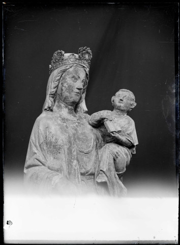 Statue de Vierge à l'enfant de l'église de Daubeuf (Eure).