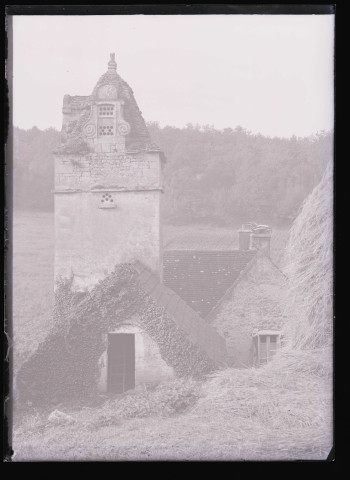 Pigeonnier de Veyrignac ou Fénélon (Dordogne).