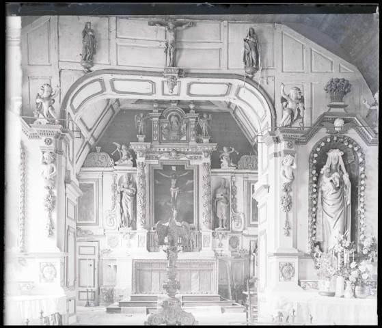 Maître-autel de l'église d'Authouillet (Eure).
