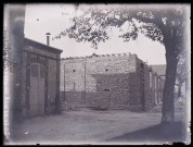 Quartier Sainte-Eugénie à Orgeville (Eure), côté jardin, le 21 mai 1901