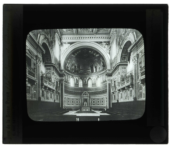 Basilique Saint-Jean de Latran à Rome (Italie), chœur.