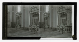 Intérieur de l'abbaye de Saint-Paul-Trois-Fontaines de Rome (Italie).