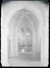 Intérieur de l'église de Boisney (Eure).