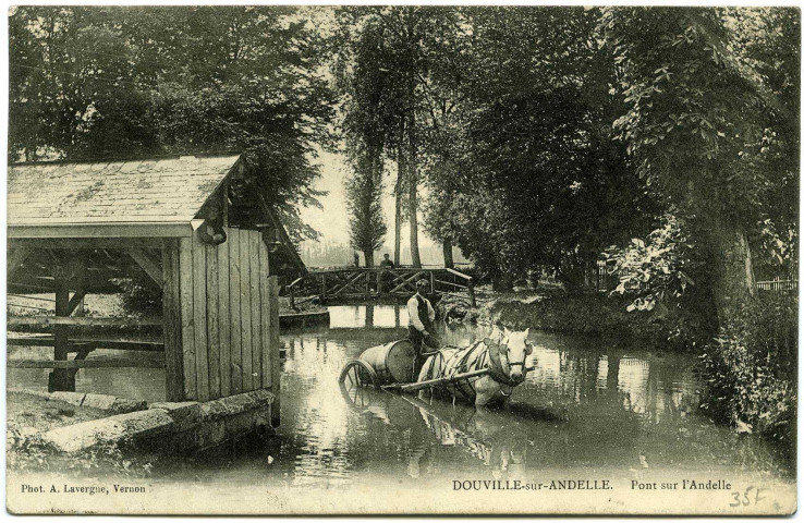 Douville-sur-Andelle. Pont sur l'Andelle.