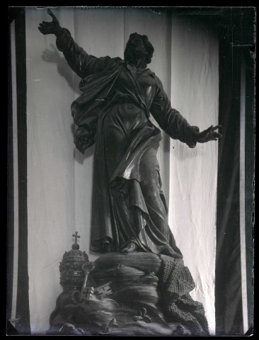 Église Saint-Pierre de Saint-Pierre-du-Val (Eure), statue de Saint-Pierre.