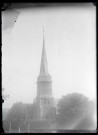 Vue d'ensemble de l'église de Saint-Aubin-sur-Gaillon (Eure).