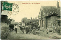 Cahaignes. La Grande Route.