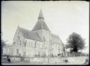 Église de campagne et son cimetière.