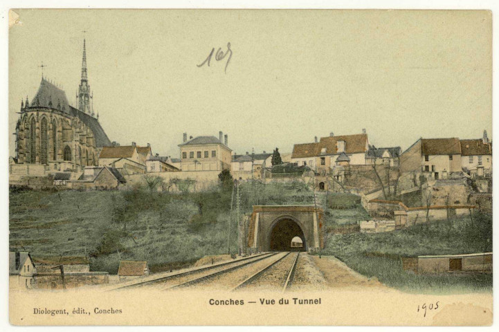 Conches-en-Ouche. Vue du Tunnel.