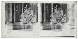 Tombeau de Grégoire XIII à la basilique Saint-Pierre de Rome (Italie).
