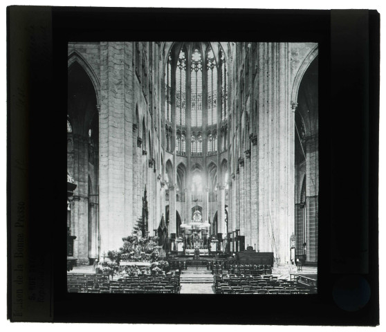 Cathédrale Saint-Pierre de Beauvais (Oise), chœur, intérieur.