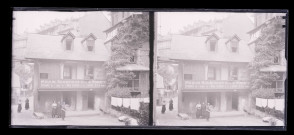 Dépendances de l'hôtel de l'Ange gardien et de l'enfant Jésus réunis du moulin Soubirous où est née Bernadette Soubirous à Lourdes (Hautes-Pyrénées).