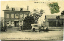 Charleval. Propriété.
