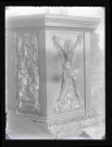 Saint-André sculpté sur l'une des faces de la chaire en bois de l'église Saint-André d'Autheuil-Authouillet (Eure)