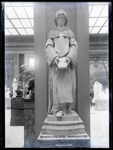 Statue « Loin du monde » par Henri Allouard, évoquant Héloïse cloîtrée dans l'abbaye du Paraclet.