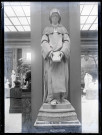 Statue « Loin du monde » par Henri Allouard, évoquant Héloïse cloîtrée dans l'abbaye du Paraclet.