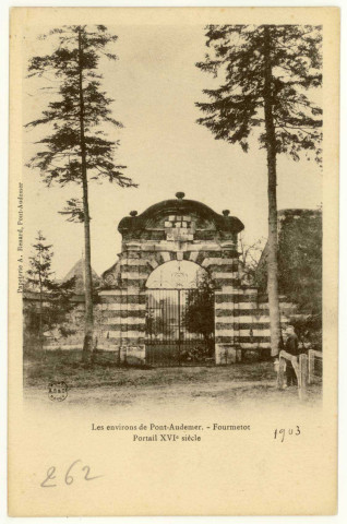 Fourmetot. Portail XVIe siècle.