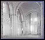 Nef et choeur de l'église de l'ancienne abbaye royale de Fontevrault à Fontevraud-l'Abbaye (Maine-et-Loire).