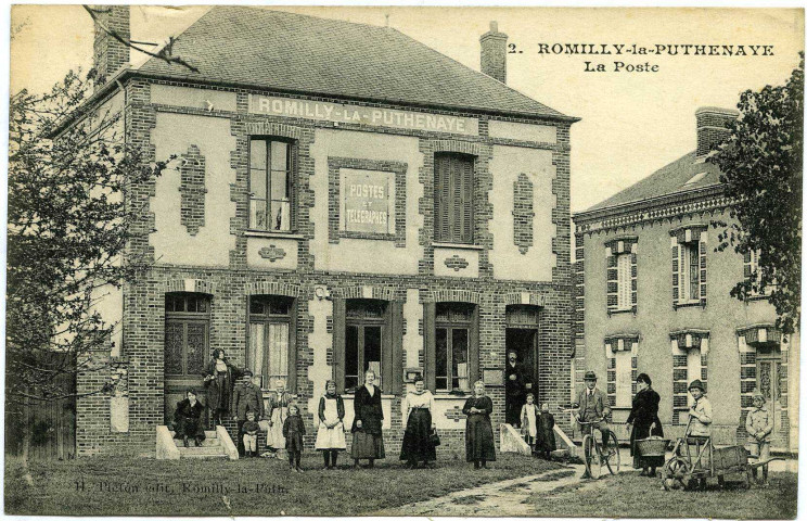 Romilly-la-Puthenaye. La Poste.