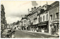 Pacy-sur-Eure. Rue Isambart.