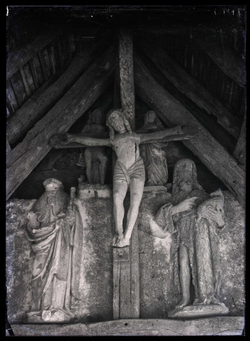 Église de Thuit-Hébert (Eure), Christ en Croix.