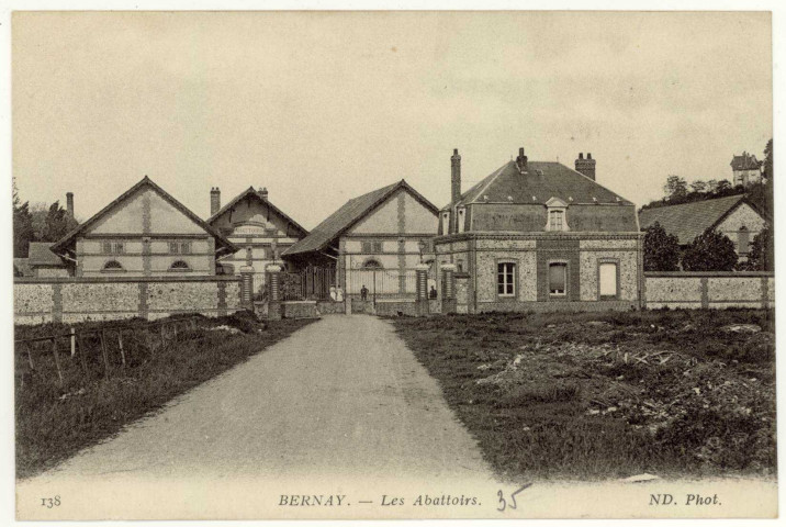 Bernay. Les Abattoirs.