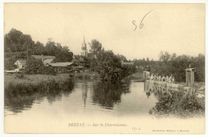 Bernay. Sur la Charentonne.