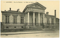 Louviers-Ville. Rue des Pénitents - Le Palais de Justice.