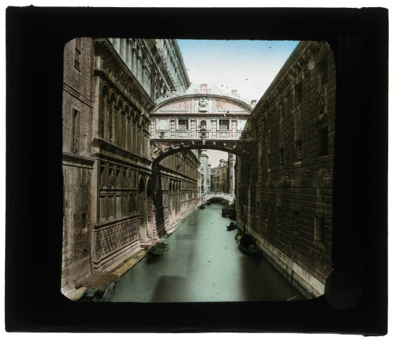 Pont des Soupirs de Venise (Italie).