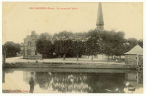 Gaillarbois-Cressenville. La mare près l'église.