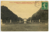 Saint-Aubin-d'Ecrosville. Allée principale du Château - Propriété de M. Edmond de la Haye-Jousselin.
