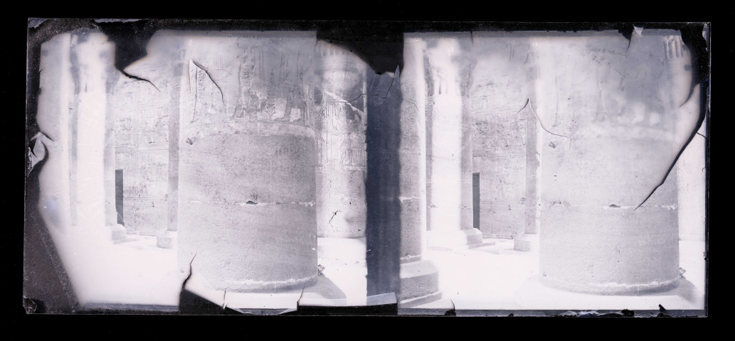Ruines et vestiges d'un temple égyptien.