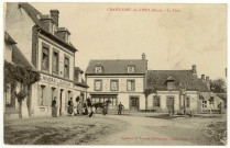 Chaise-Dieu-du-Theil. La Place.