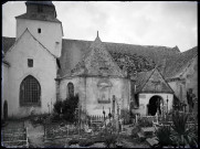 Église et cimetière breton.