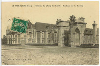 Sainte-Opportune-du-Bosc. Château du Champ de Bataille - Portique sur les Jardins.