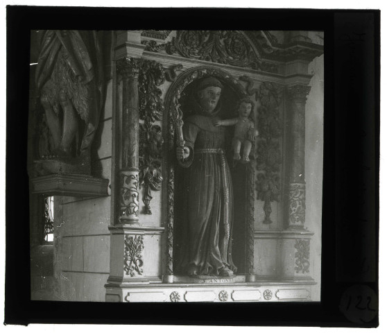 Église de Morainville-Jouveaux (Eure), autel Saint-Antoine, détail de la statue de Saint-Antoine.