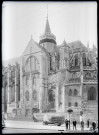 Vue d'ensemble de l'église collégiale Saint-Laurent, église Notre-Dame de Eu (Seine-Maritime).