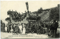 Charleval. Cortège Fleuri du 24 Août 1913 - Char de la musique Municipale.